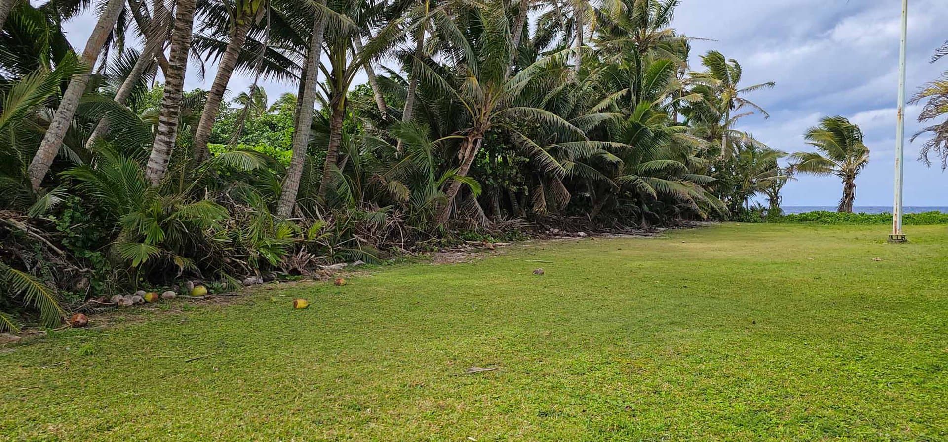 1,001sqm Oceanfront Section — Matavera