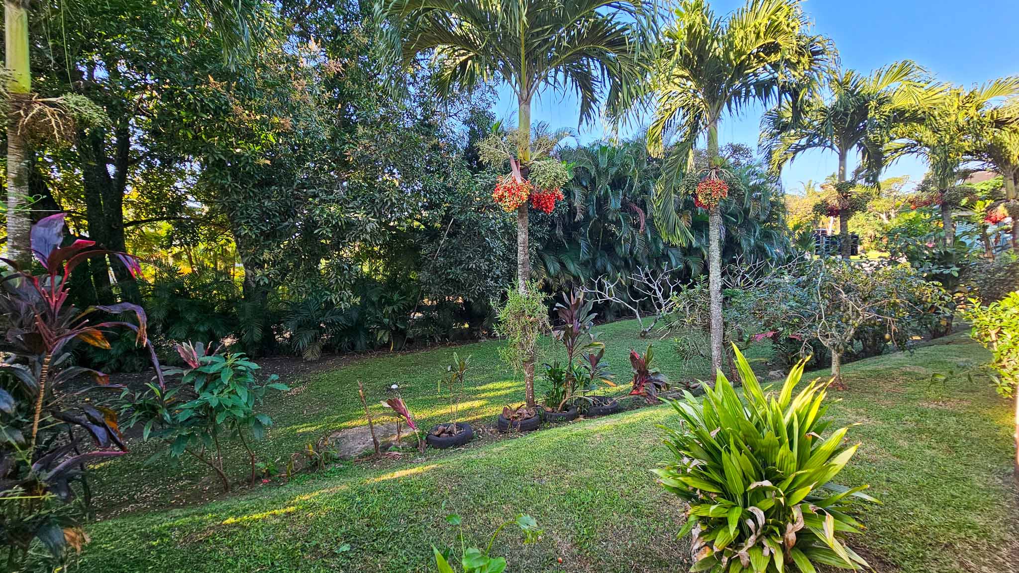 5-Bedroom Home in Atupa