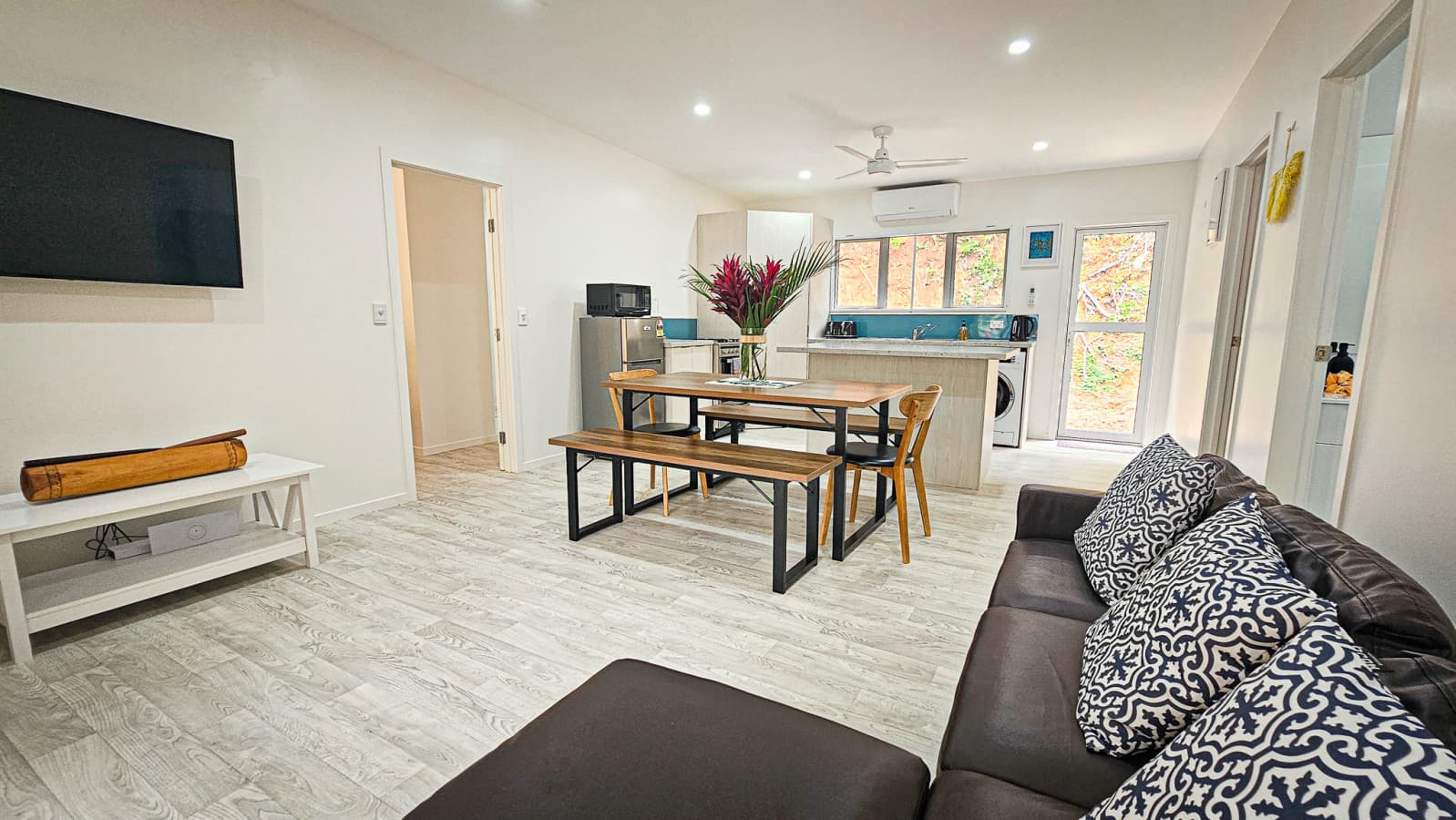 Waltons Retreat — 3-Bed Holiday Home, Tupapa